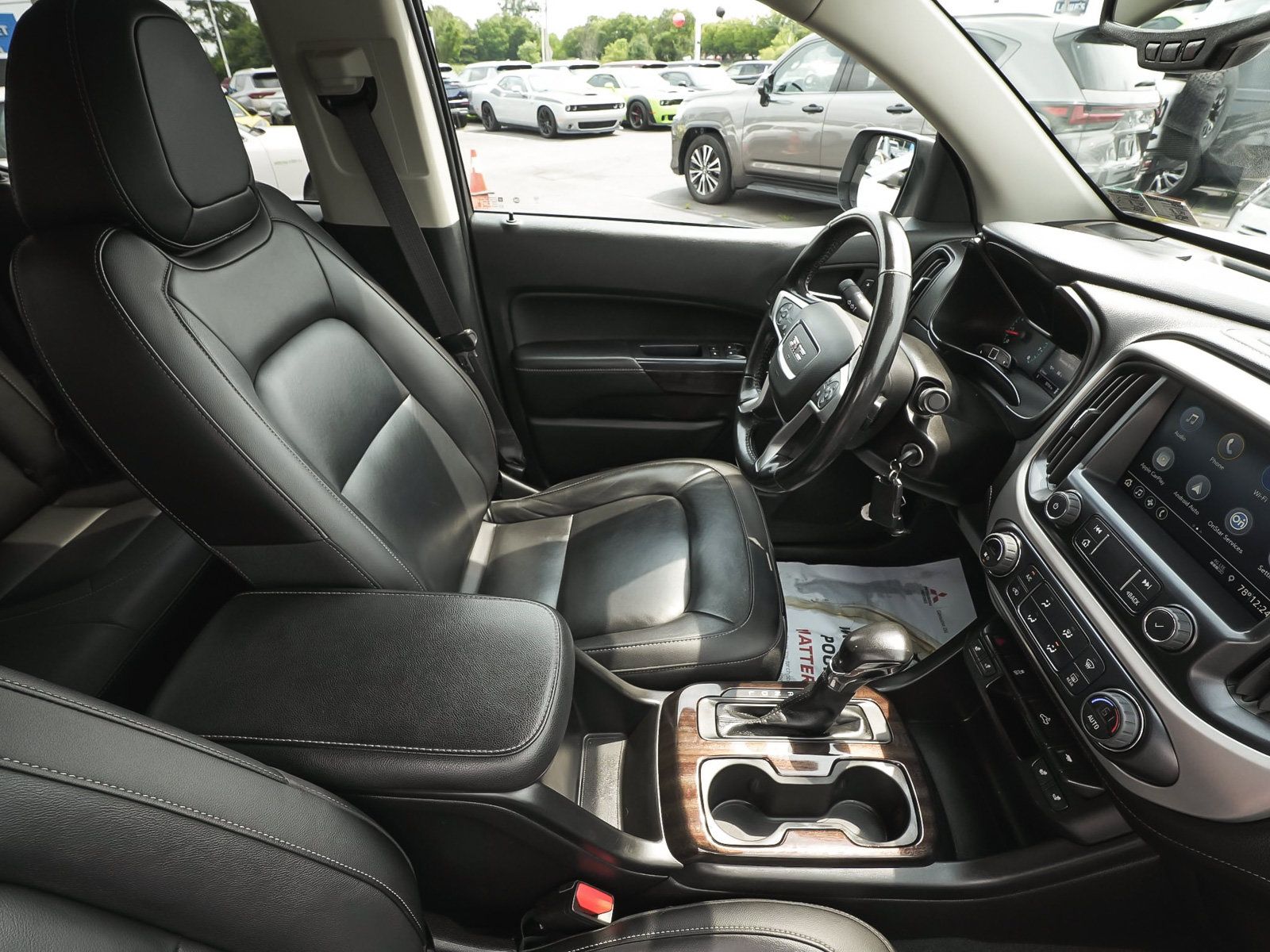Used 2022 GMC Canyon Elevation w/ Elevation Premium Package AWD/4WD image 39