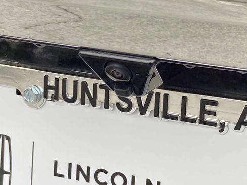 Certified 2024 Lincoln Navigator L Reserve image 5