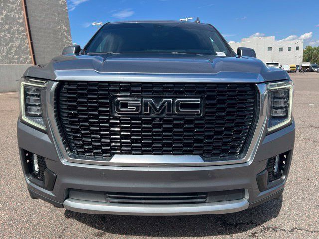 Used 2021 GMC Yukon Denali w/ Denali Premium Package AWD/4WD image 9