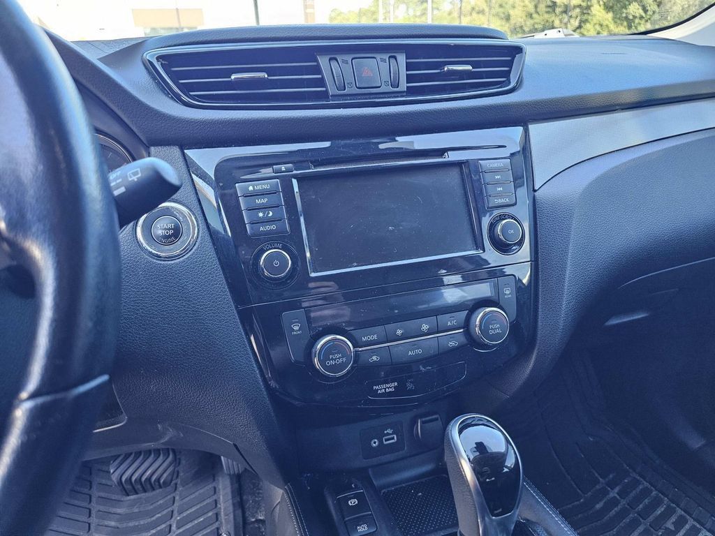 Used 2020 Nissan Rogue Sport SL AWD/4WD image 15