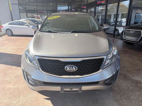 Used 2014 Kia Sportage LX image 2