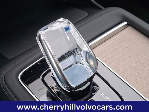 New 2026 Volvo XC90 B6 Plus w/ Protection Package Premier image 13