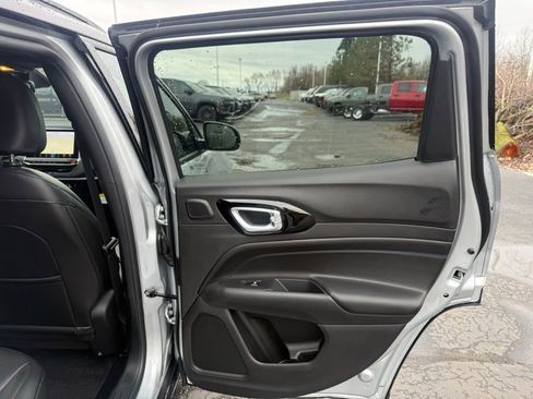 New 2026 Jeep Compass Limited image 46