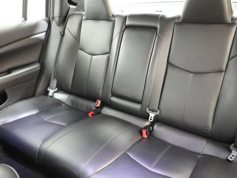 Used 2012 Chrysler 200 Limited FWD image 9