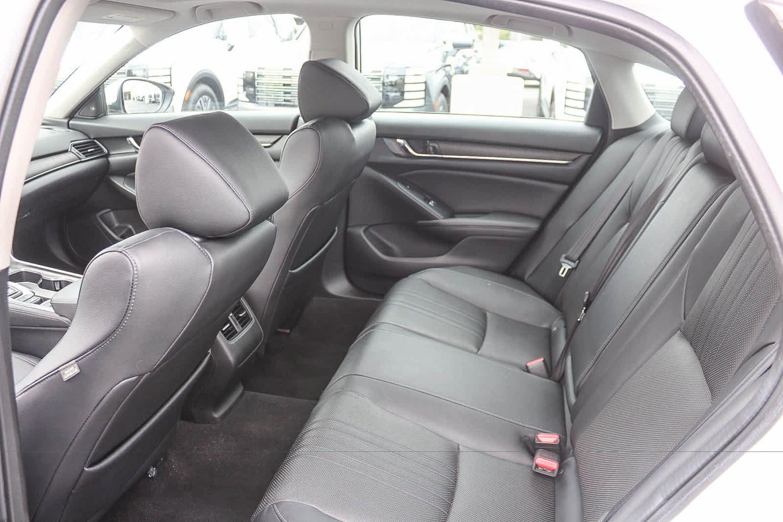 Used 2019 Honda Accord Touring image 23