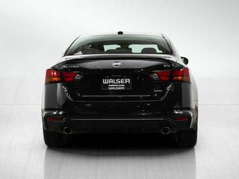 Used 2019 Nissan Altima 2.5 SV AWD/4WD image 4
