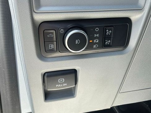 Used 2025 Ford F150 XLT w/ Equipment Group 301A Standard AWD/4WD image 29