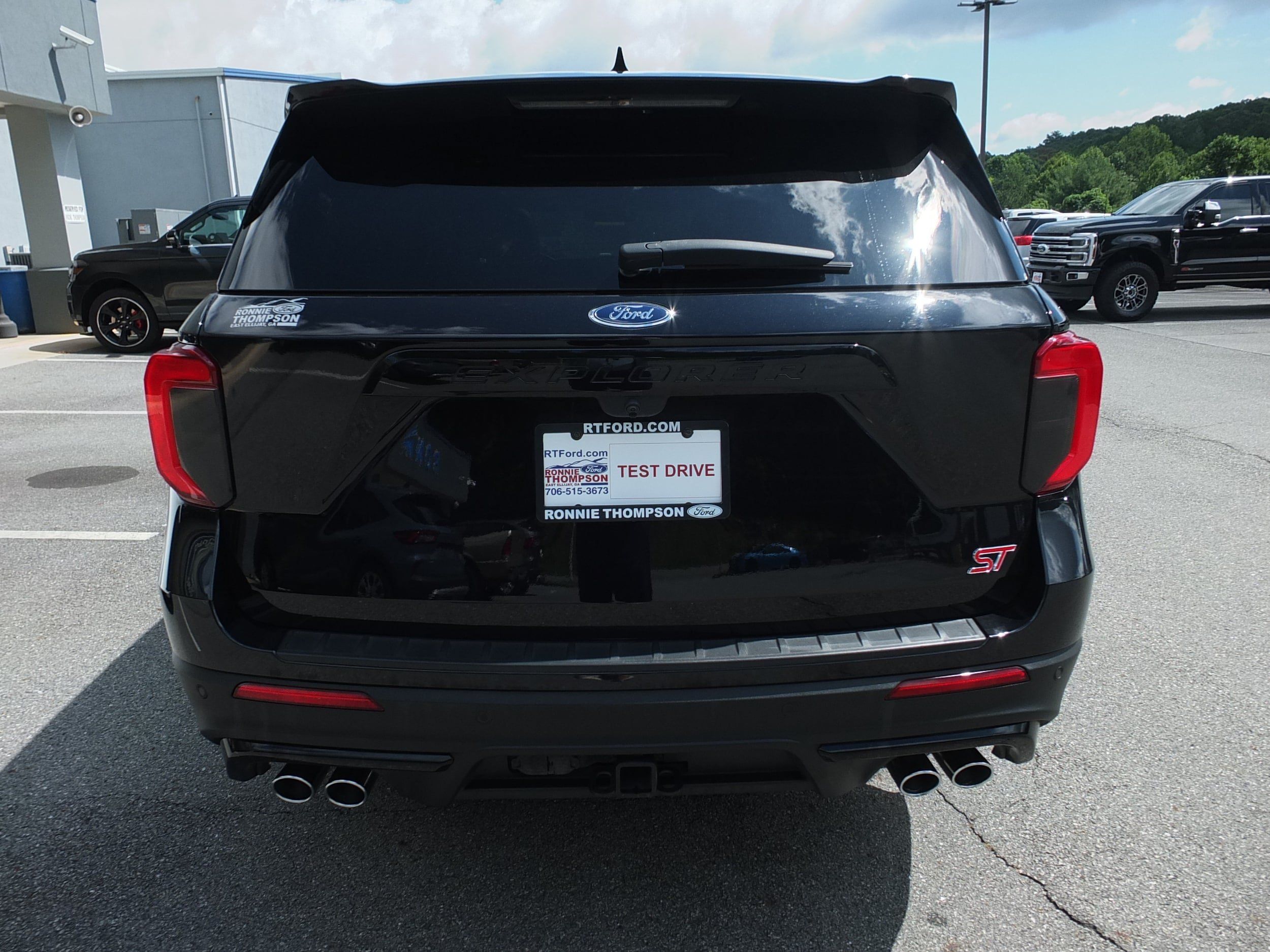 Used 2022 Ford Explorer ST w/ Equipment Group 401A AWD/4WD image 4