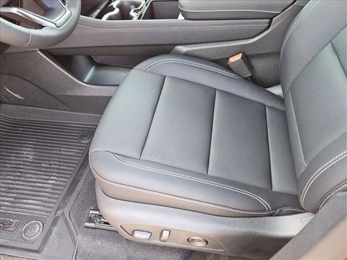 New 2026 Chevrolet Traverse LT w/ Driver Confidence Package image 4