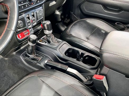 Used 2022 Jeep Wrangler Rubicon w/ LED Lighting Group AWD/4WD image 16
