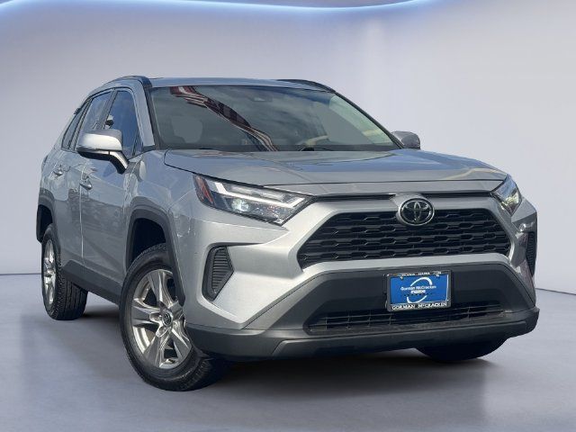 Used 2024 Toyota RAV4 XLE FWD image 1