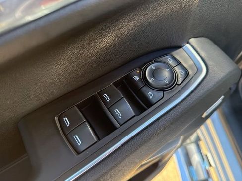 Used 2022 Chevrolet Silverado 1500 LTZ w/ LTZ Convenience Package II image 13