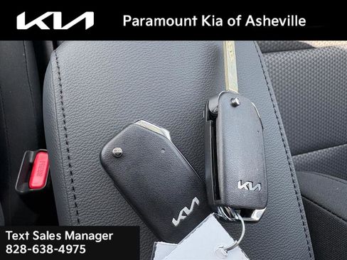 New 2025 Kia Soul LX image 28