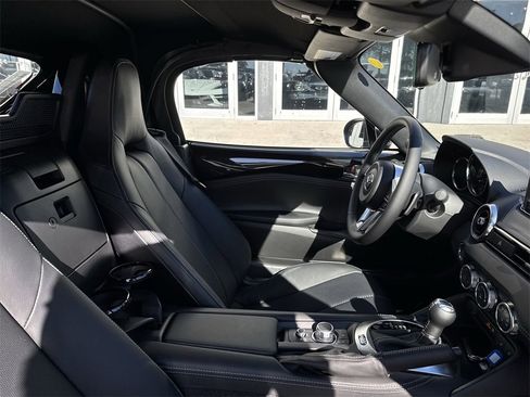 New 2025 MAZDA MX-5 Miata Grand Touring image 16