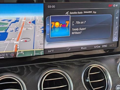 Used 2017 Mercedes-Benz E 300 image 12