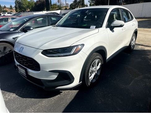 Used 2024 Honda HR-V LX image 3