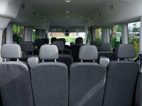 Used 2023 Ford Transit 350 XLT RWD image 9