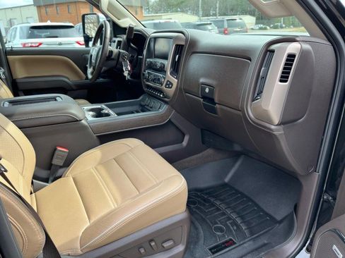Used 2018 GMC Sierra 2500 Denali w/ Duramax Plus Package image 26