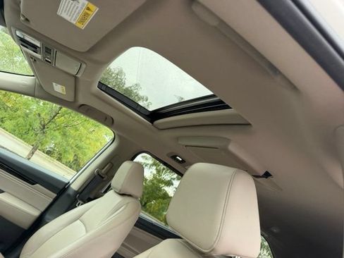 Used 2023 Honda Odyssey Touring image 32