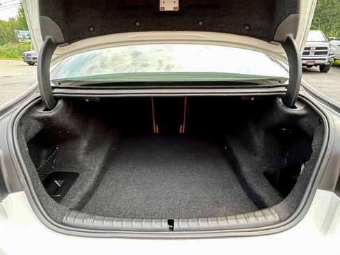 Used 2018 BMW 530i xDrive image 15