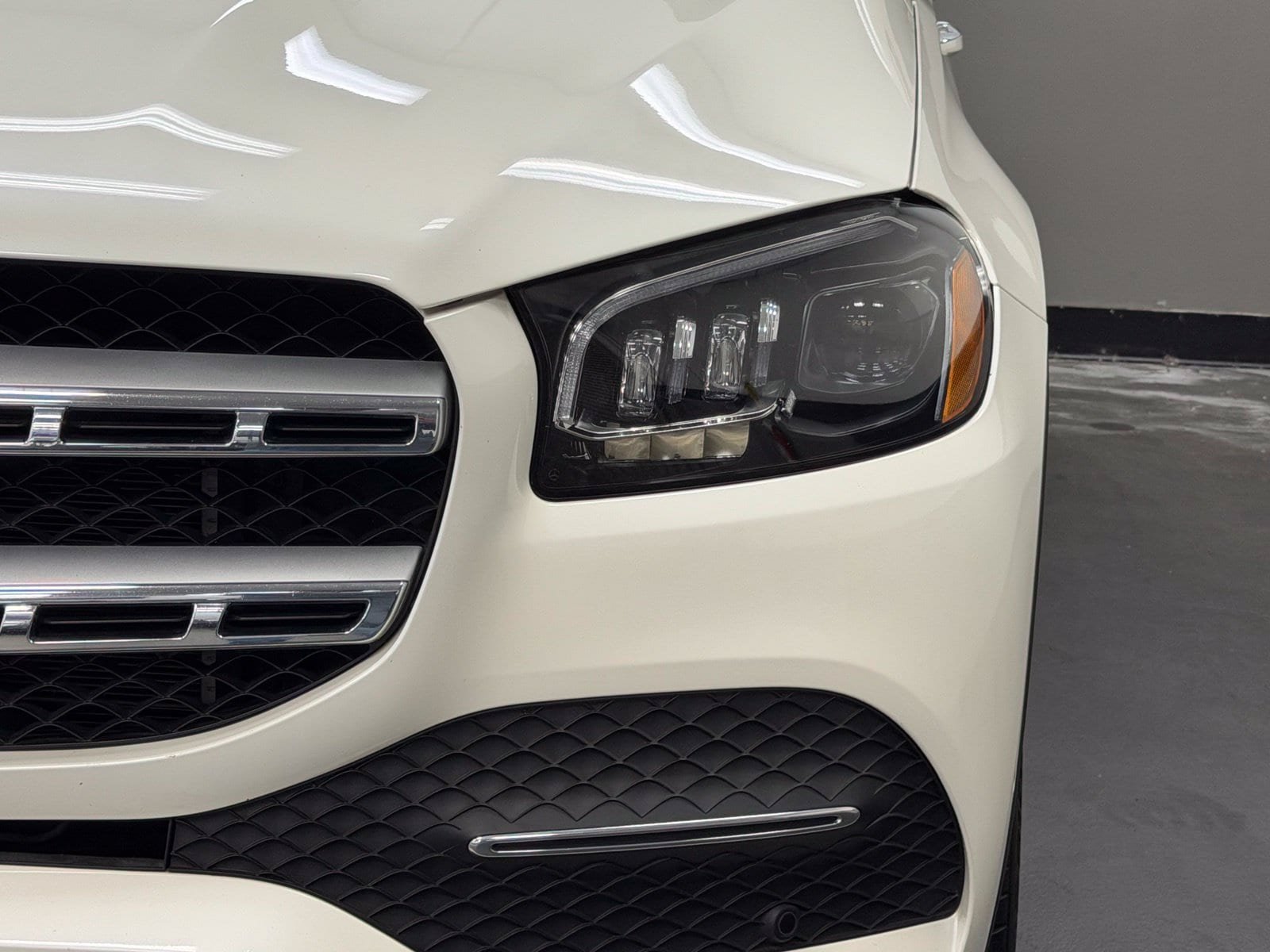 Used 2021 Mercedes-Benz GLS 450 4MATIC image 7