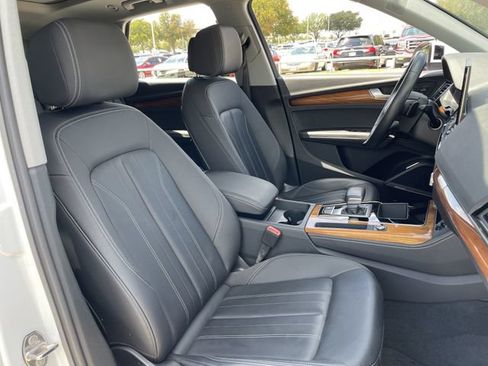 Used 2023 Audi Q5 2.0T Premium Plus AWD/4WD image 27