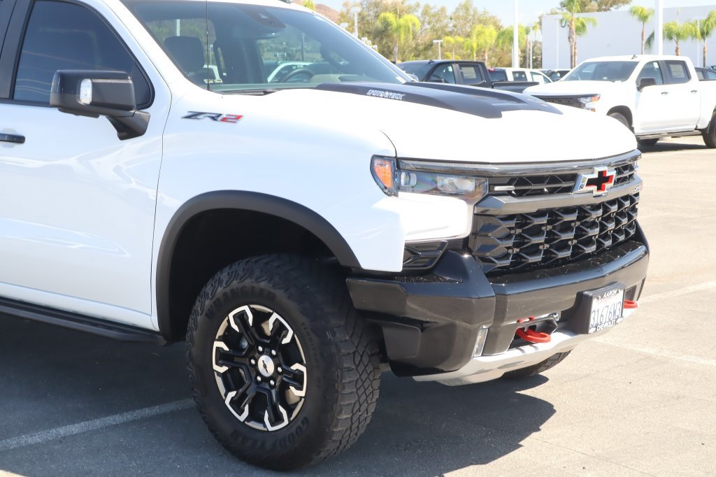 Used 2024 Chevrolet Silverado 1500 ZR2 AWD/4WD image 9