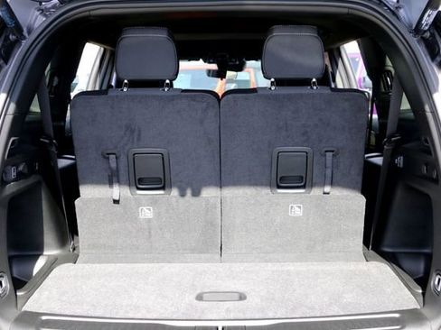 New 2025 Jeep Grand Cherokee L Laredo image 22