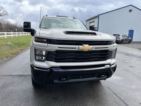New 2026 Chevrolet Silverado 2500 Custom image 9
