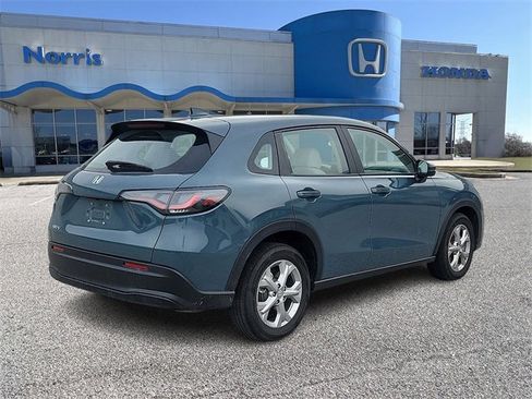 Used 2025 Honda HR-V LX image 4