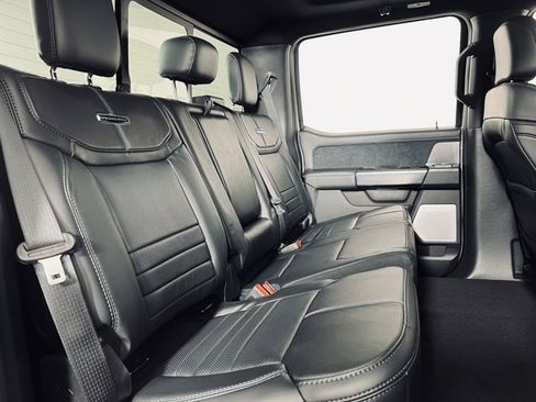 Used 2025 Ford F450 Platinum image 15