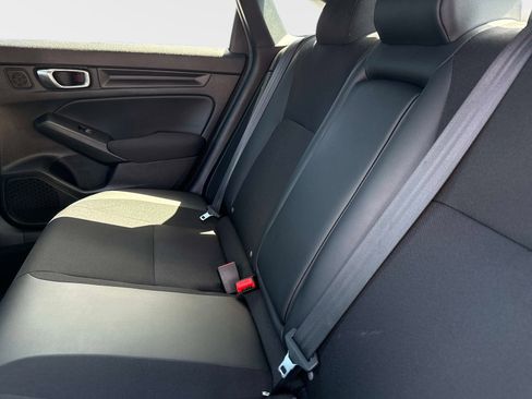 Used 2025 Honda Civic Sport image 11