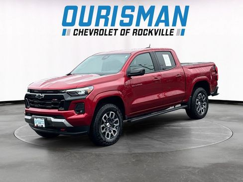 Used 2024 Chevrolet Colorado Z71 w/ Z71 Convenience Package 2 image 2