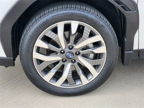 Used 2025 Subaru Forester Touring image 12