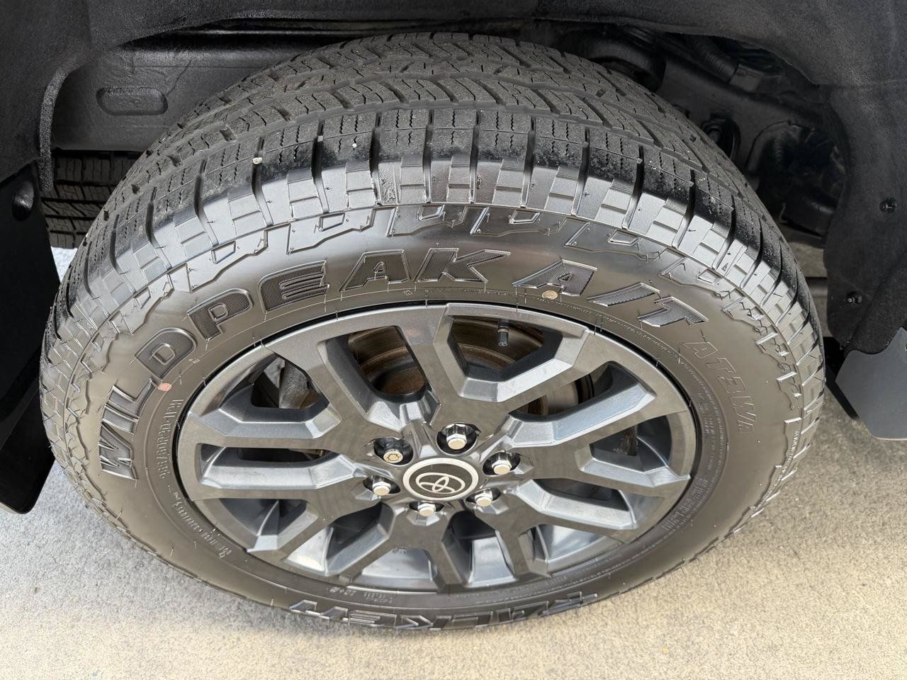 Used 2023 Toyota Sequoia Platinum AWD/4WD image 26