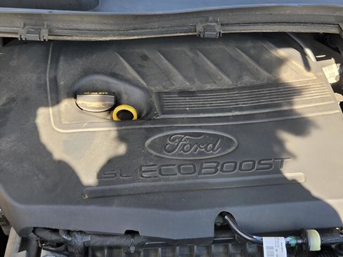 Used 2018 Ford Escape SE image 30