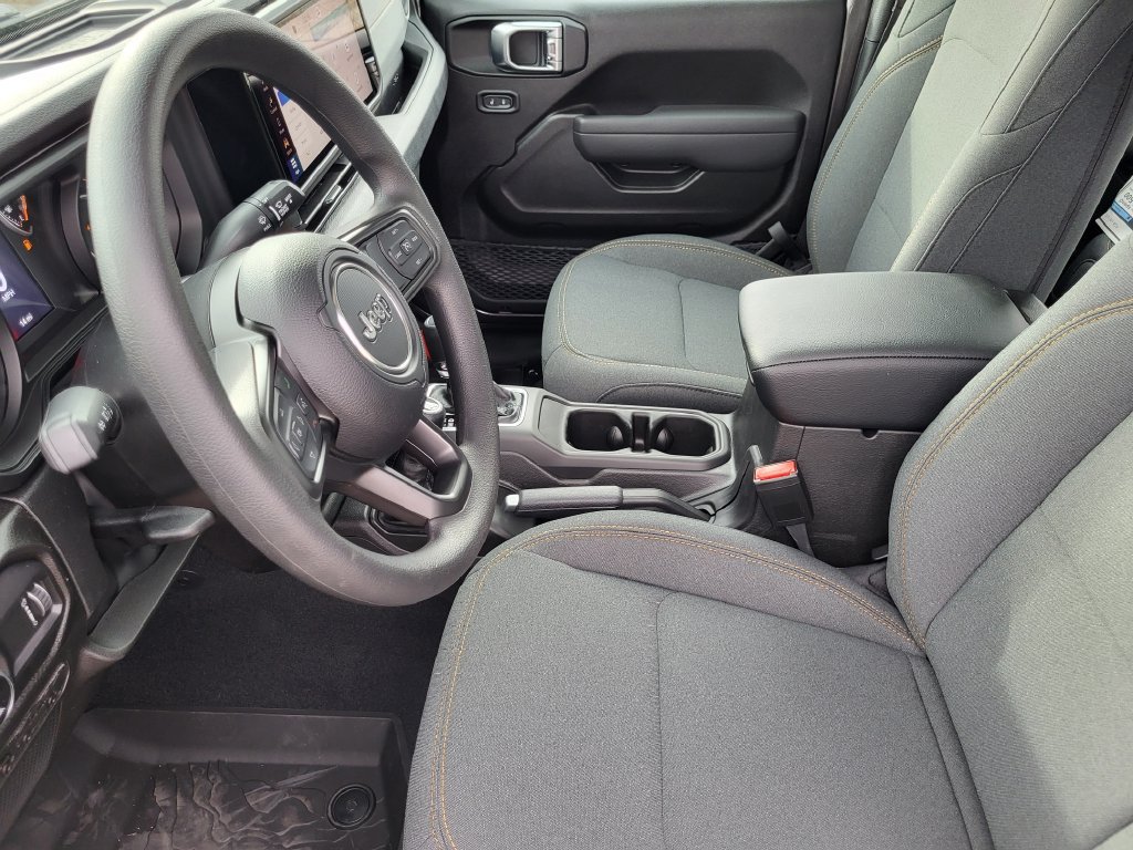 New 2026 Jeep Gladiator Sport AWD/4WD image 12