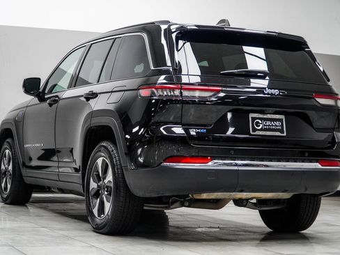 Used 2024 Jeep Grand Cherokee Limited 4xe AWD/4WD image 11