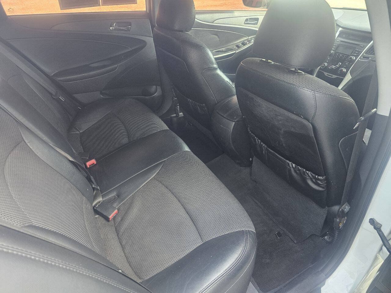 Used 2013 Hyundai Sonata SE FWD image 10
