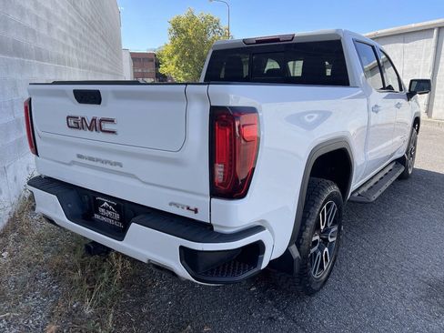 Used 2022 GMC Sierra 1500 AT4 w/ AT4 Preferred Package AWD/4WD image 23