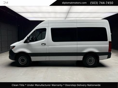 Used 2024 Mercedes-Benz Sprinter 2500 image 3