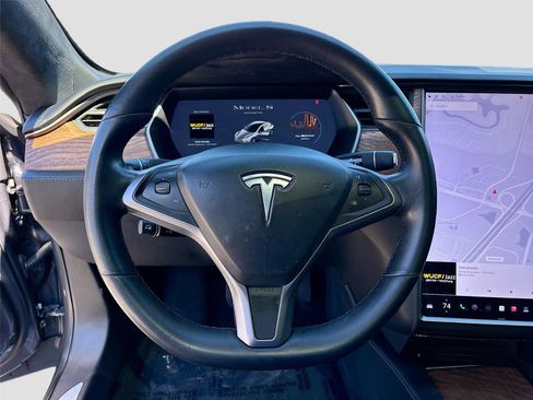 Used 2020 Tesla Model S Long Range Plus image 11