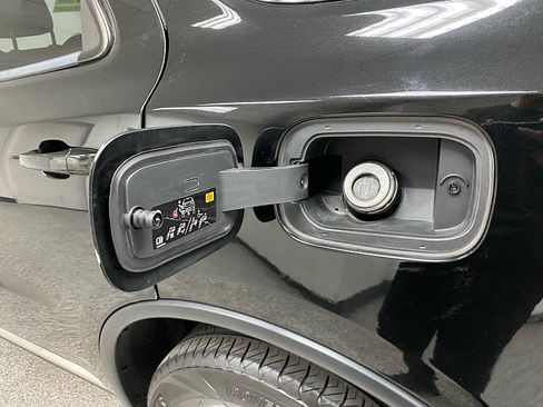 Used 2021 Dodge Durango SXT w/ 3rd Row Seating Group image 13