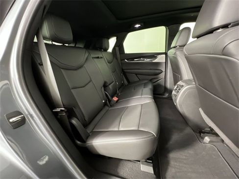 Certified 2022 Cadillac XT5 Premium Luxury image 28