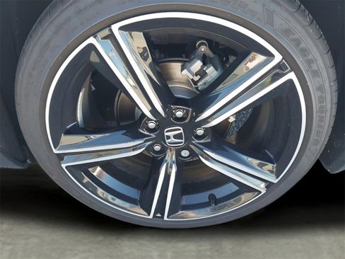 Certified 2023 Honda Accord Sport image 8