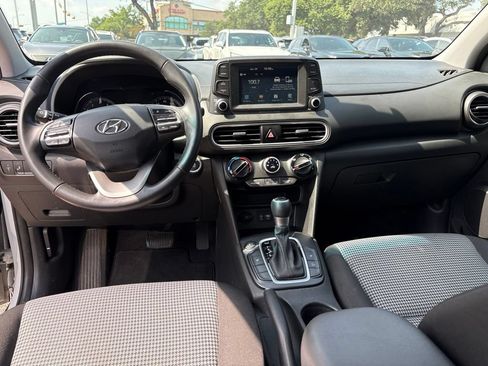 Used 2020 Hyundai Kona SEL FWD image 18