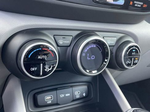 New 2026 Hyundai Venue SEL FWD image 26