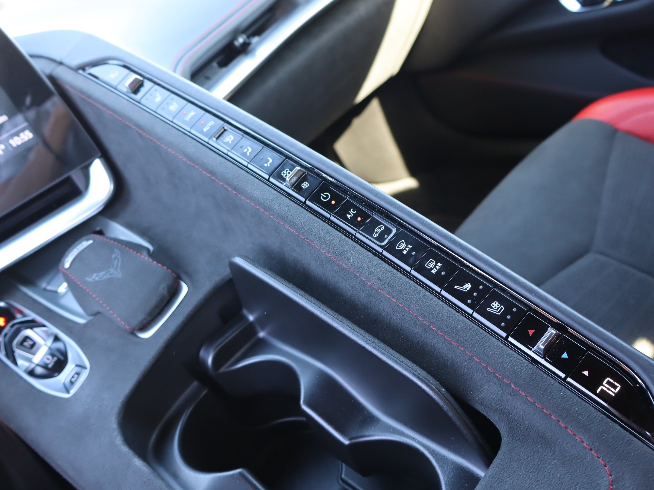 Used 2023 Chevrolet Corvette Stingray Premium Cpe w/ Z51 Performance Package RWD image 28