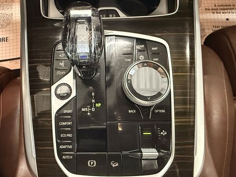 Used 2020 BMW X7 xDrive40i w/ Executive Package image 35