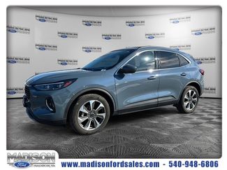 Certified 2023 Ford Escape Platinum w/ Premium Technology Package video 1